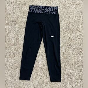Black Nike Pro Leggings